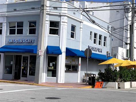 Las olas cafe - Recommend the food for sure, everything that I tried was delicious. I had the Egg Sandwich and Cafe Con Leche and some sweets! A little busy and intimidating so …